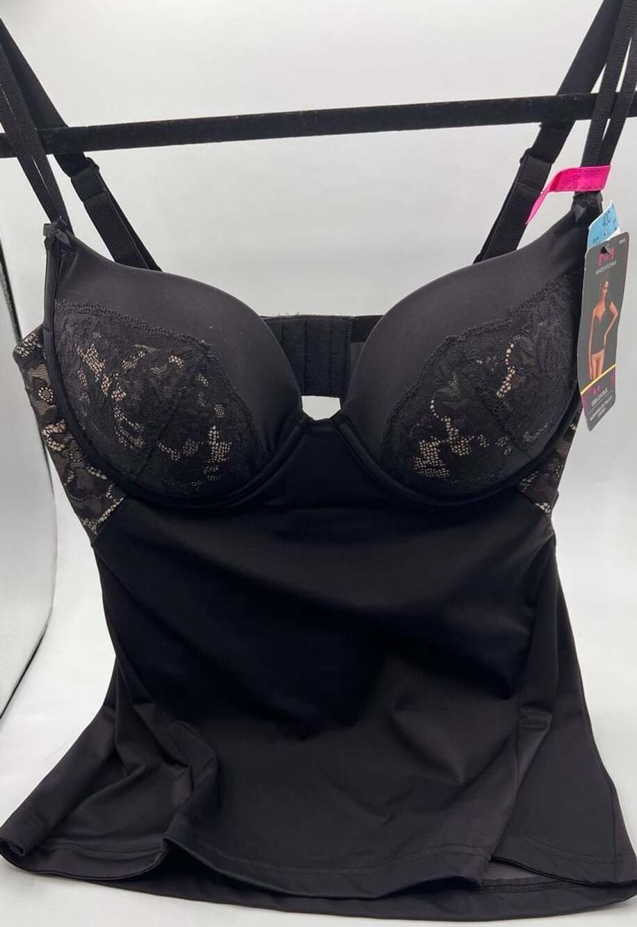 Maidenform Love The Lift Camisole Size 40C Black Firm Control